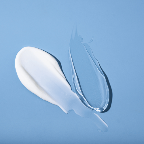 The differences between rejuvenating oily serums and anti-aging creams. - Mirasoa Cares